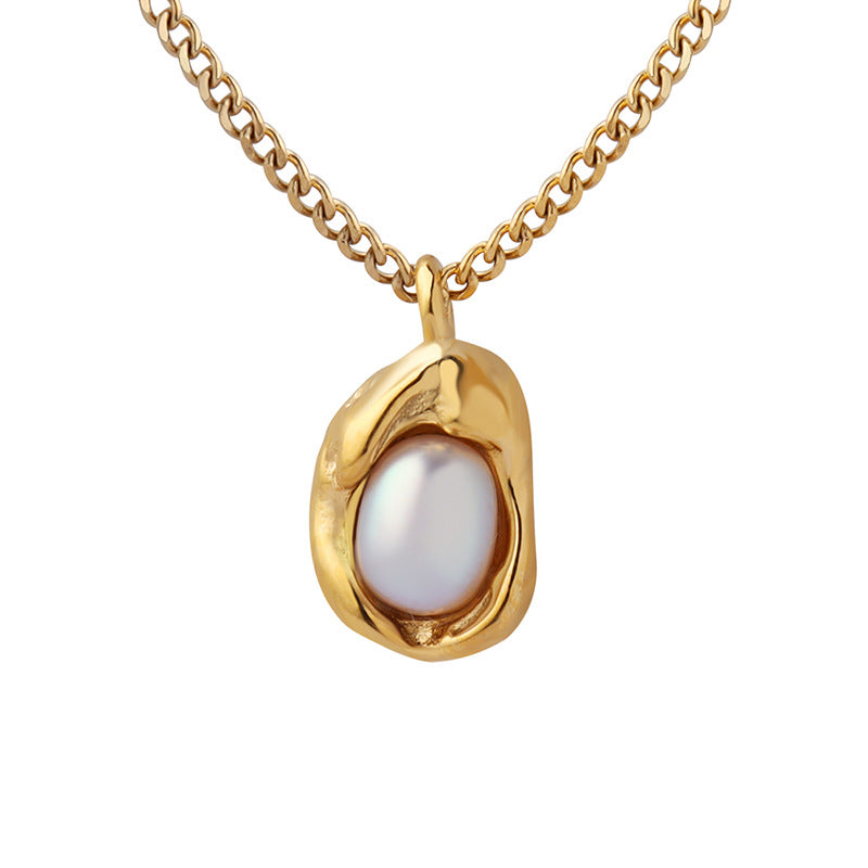 LIA GOLD PEARL NECKLACE