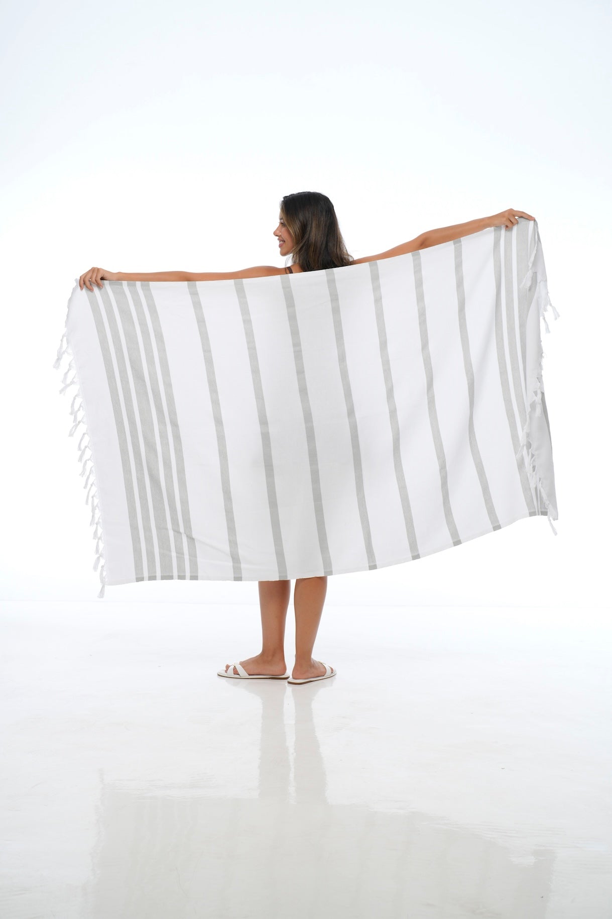 LIGHT GREY LUXURY TURKISH TOWEL